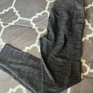 Victorias Secret Gray Leggings. New with Tags! Never worn! Size 6